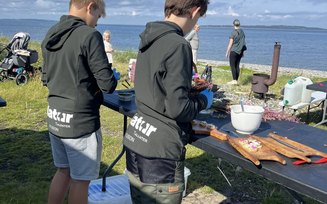 Vild mad på naturbasen i Hvalpsund
